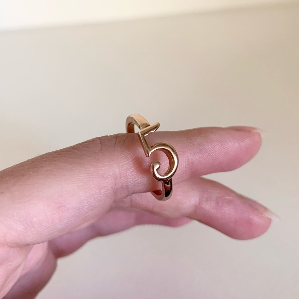 Number 5 ring - Picture 9 of 11